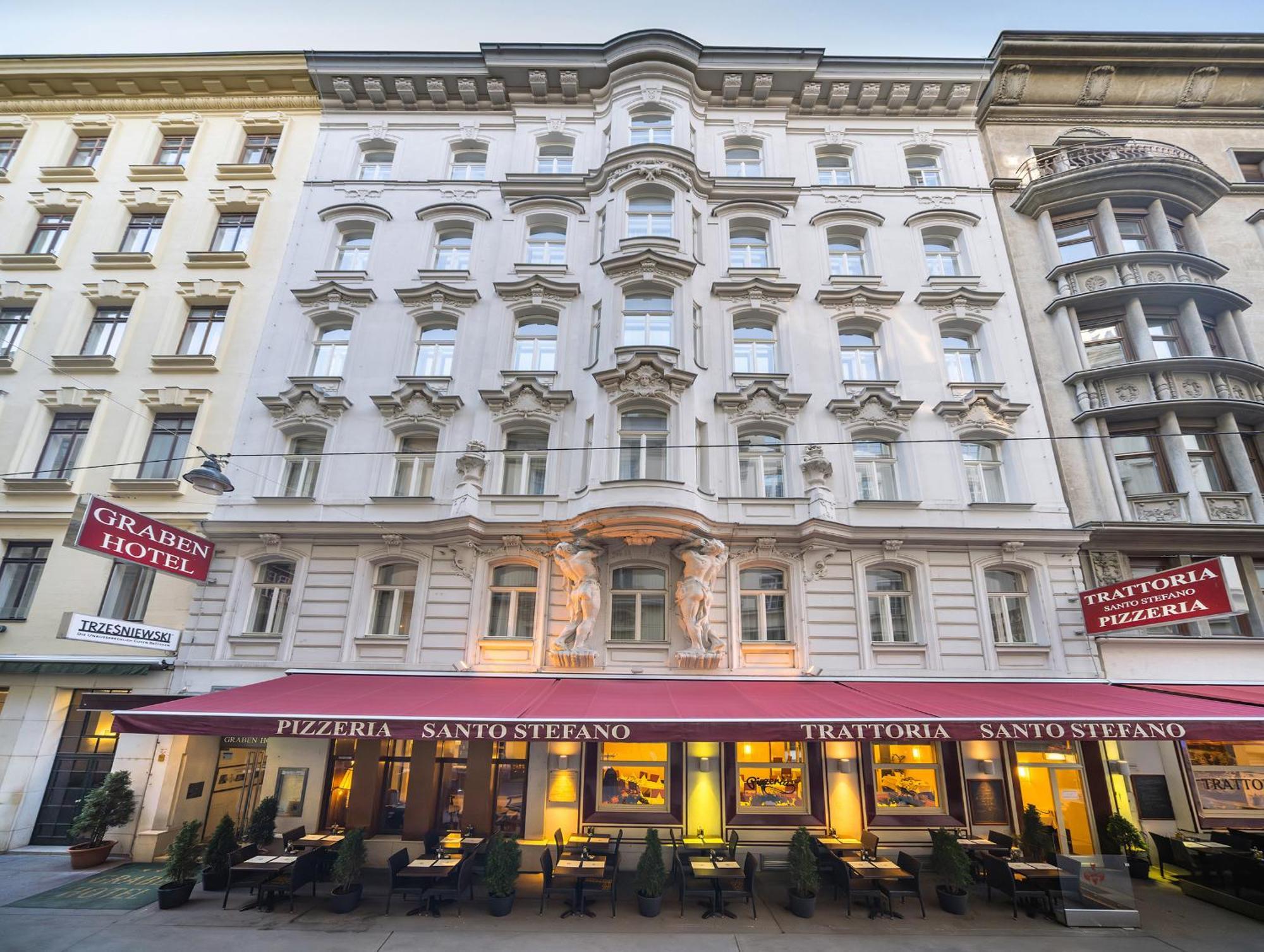 Graben Hotel Wina Bagian luar foto