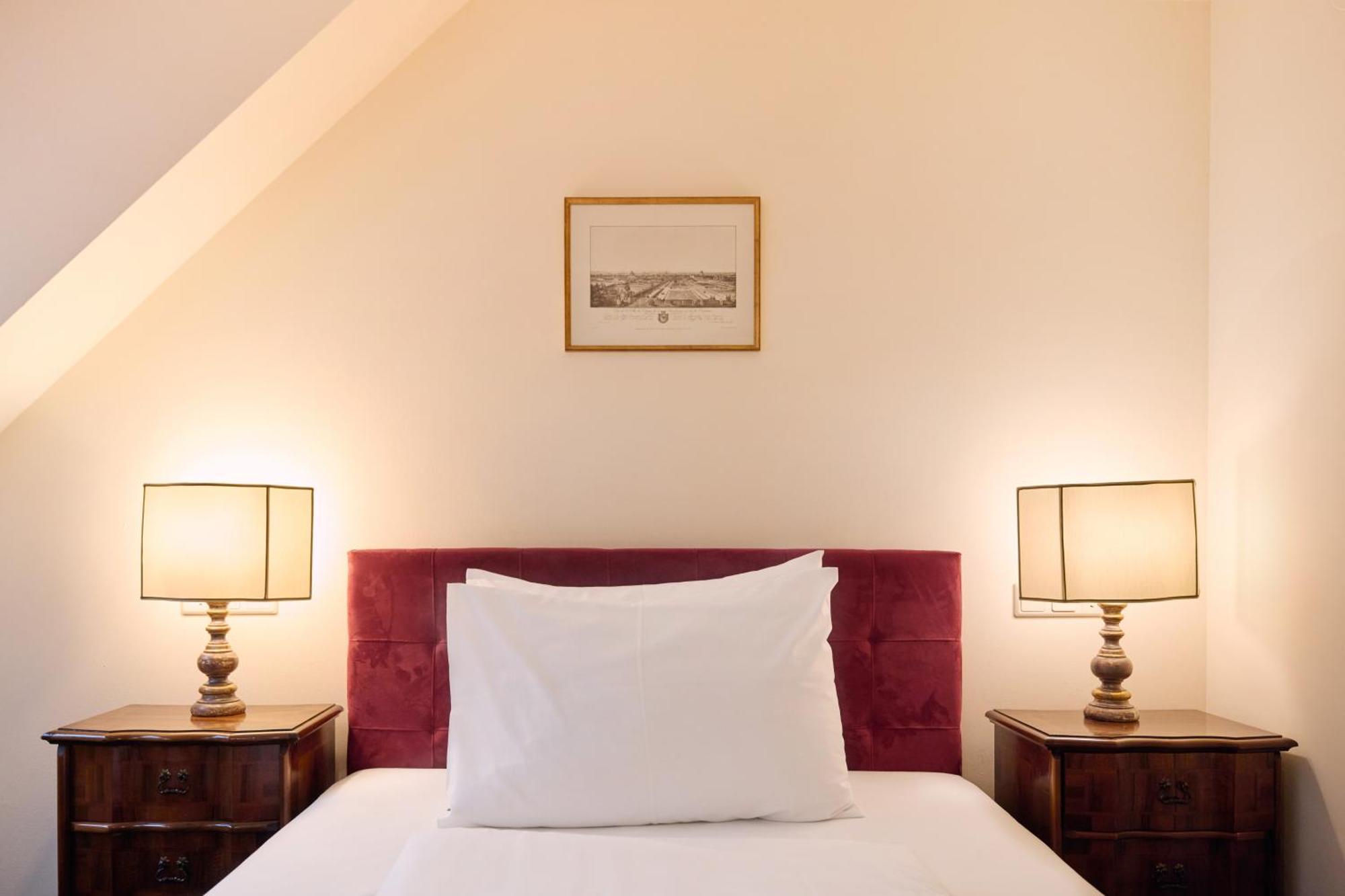 Graben Hotel Wina Bagian luar foto