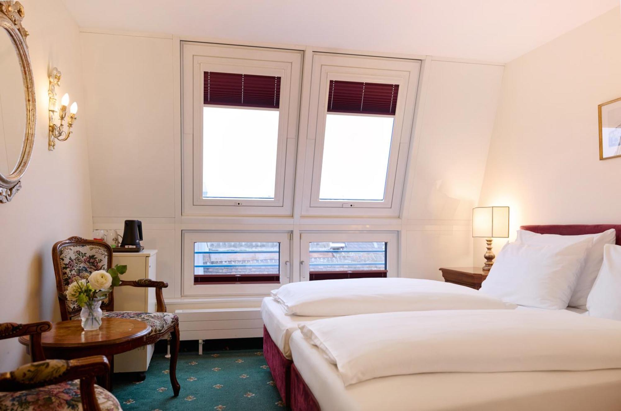 Graben Hotel Wina Bagian luar foto
